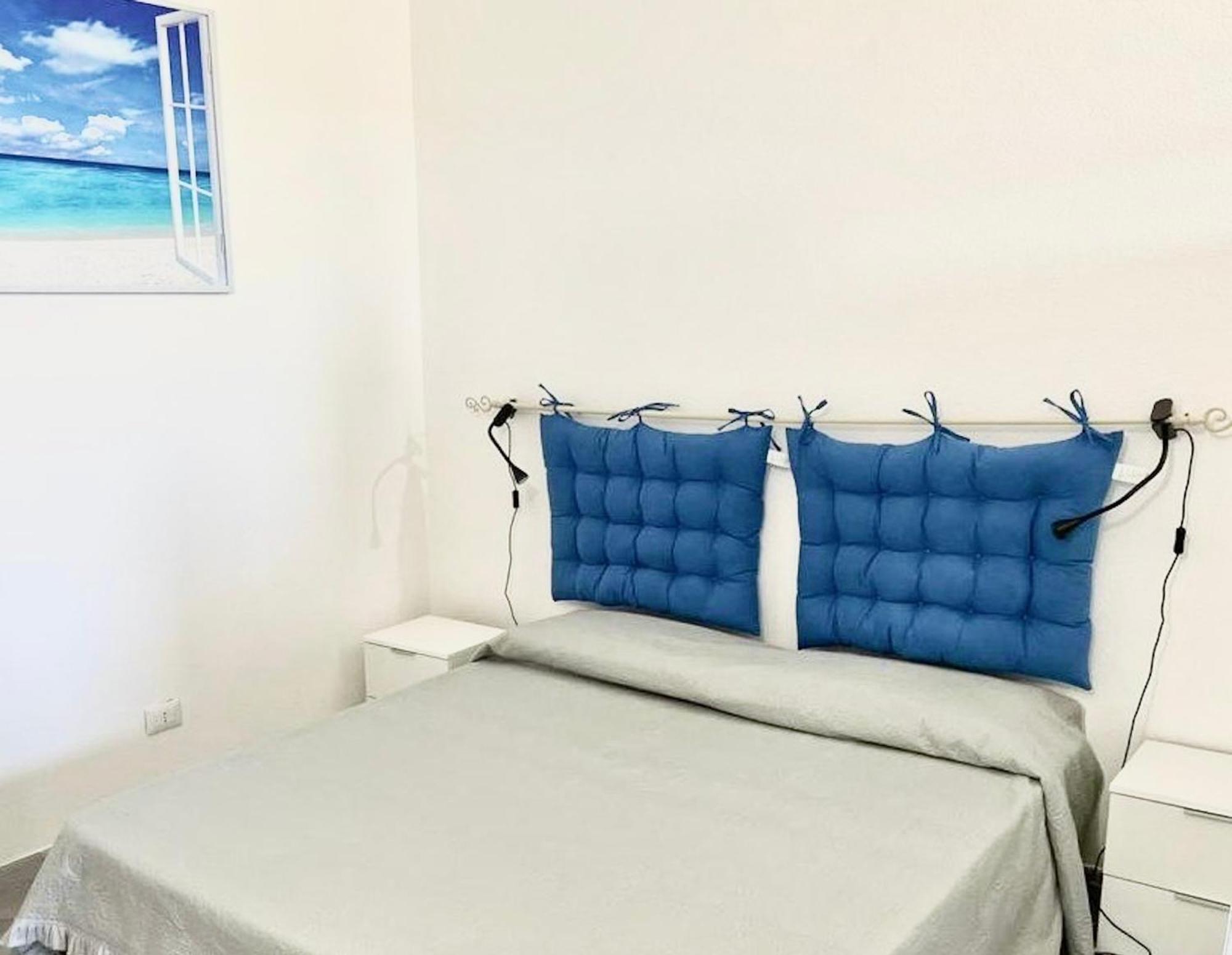 Iss Travel, Panoramic Sea View Ticino - 1 Bedroom Apartments 1,5 Km From The Beach San Teodoro  Kültér fotó
